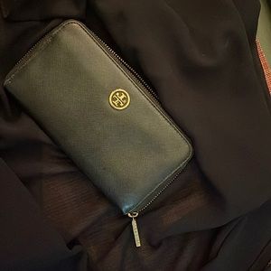 Tory Burch Womens Wallet